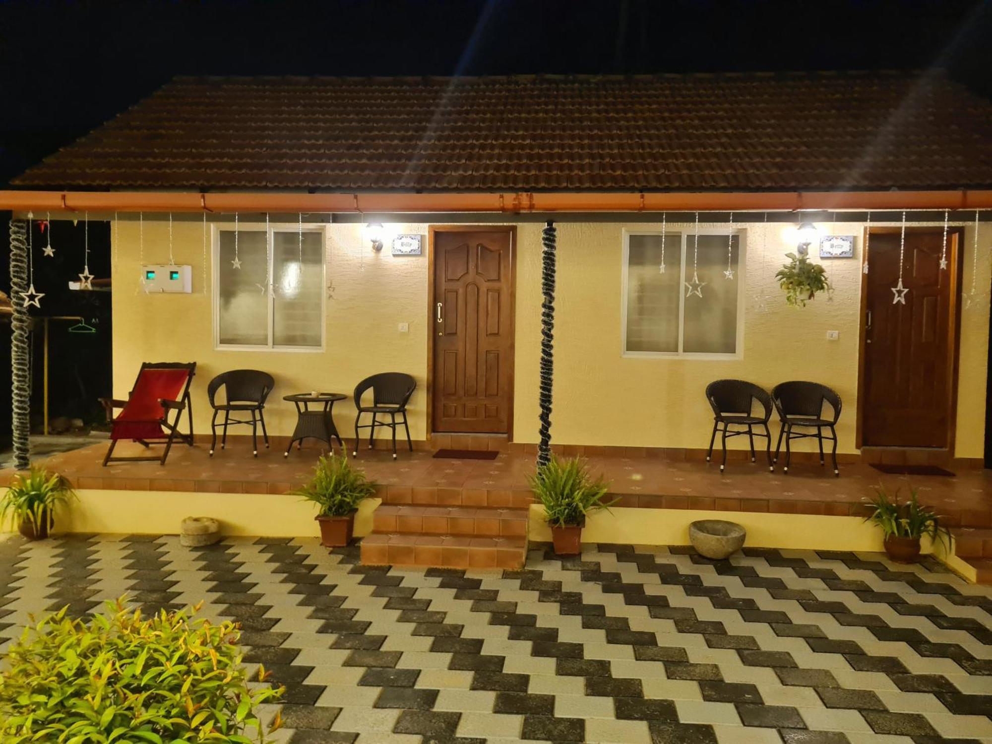 Sunny Smiles Homestay Mangalore Ngoại thất bức ảnh
