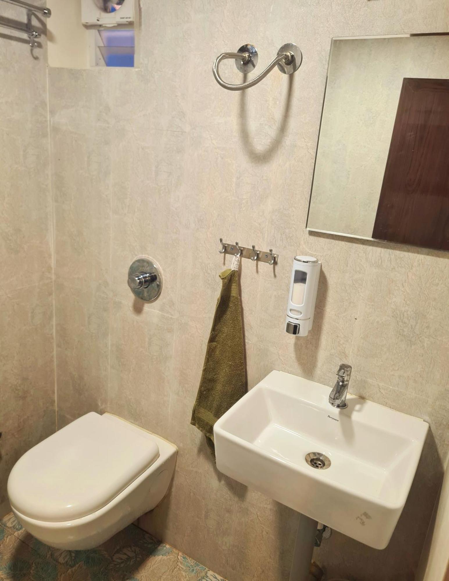 Sunny Smiles Homestay Mangalore Ngoại thất bức ảnh